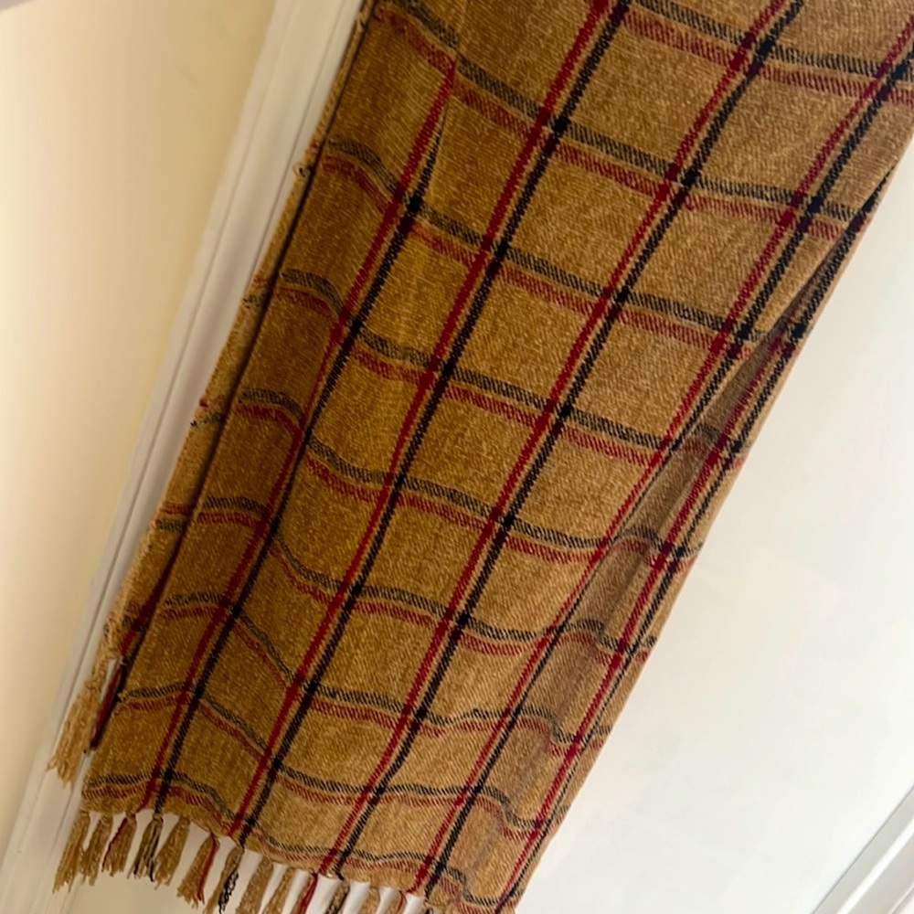 Cashmere neck scarf